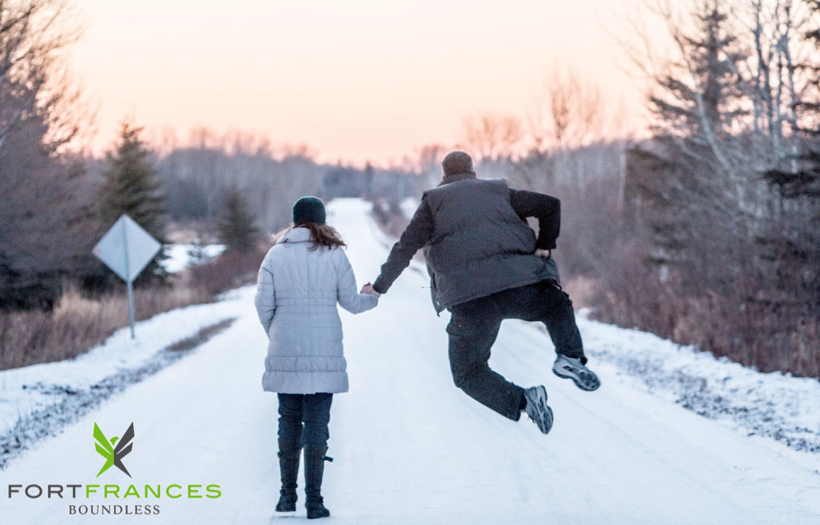 On the road to nearest centres to Fort Frances Ontario