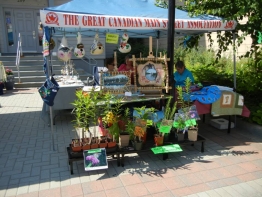 Market Thursday vendors on Downtown Scott Street